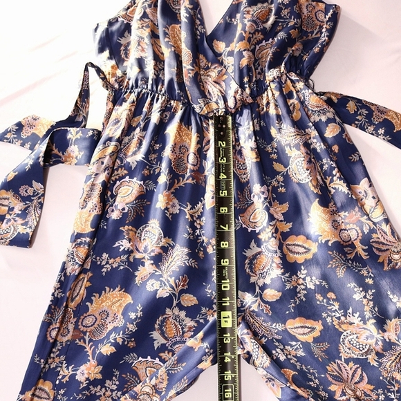 Elegant Anthropologie Jumpsuit in Navy Blue, Paisley Pattern Size XS - Picture 6 of 8